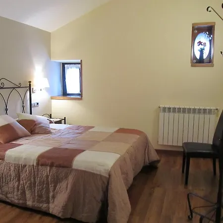 Rurales Casa Baltasar Апартаменты Монастерио-де-Эрмо